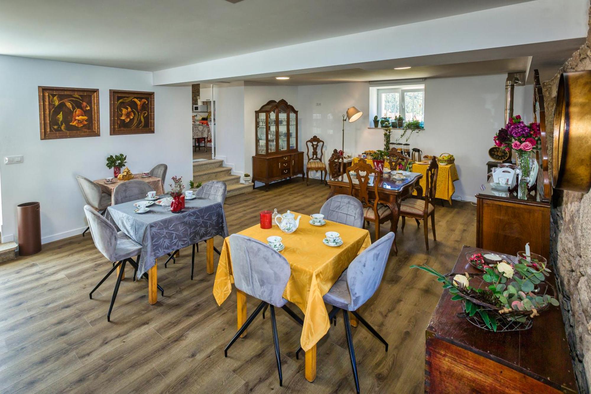 Casa Lela Dumbria 게스트하우스 외부 사진